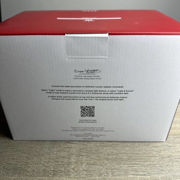2023 Hallmark Keepsake Star Trek USS Enterprise w/cord NCC1701 Magic Light Sound - Picture 4 of 8